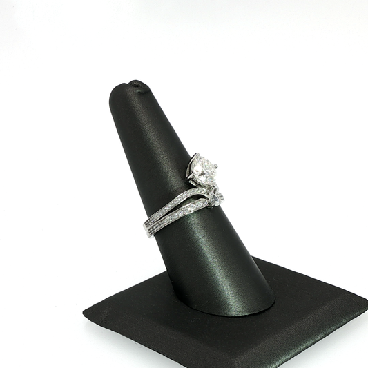 The Moissanite Kite