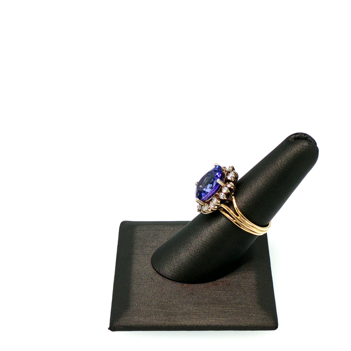 Tanzanite Queen