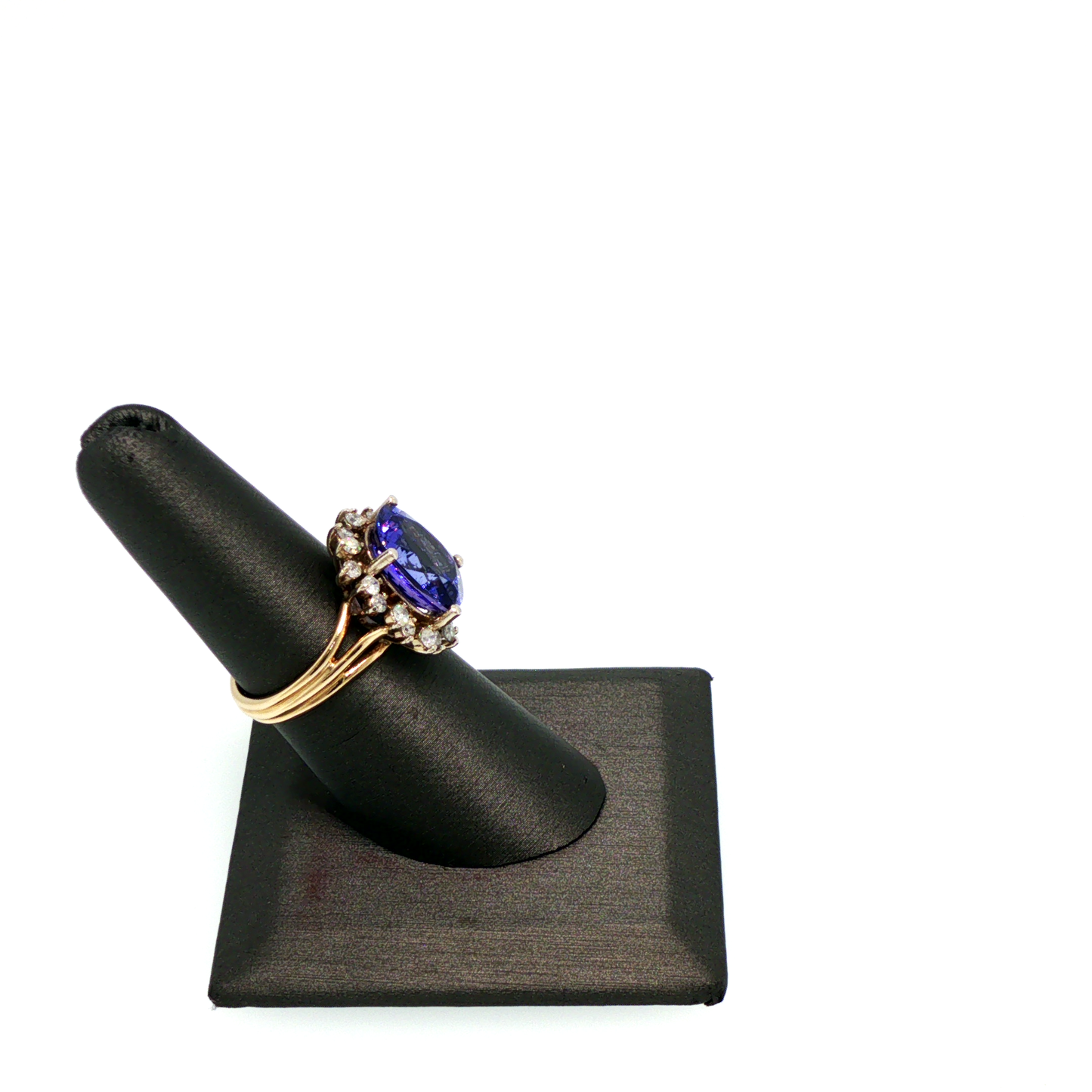 Tanzanite Queen