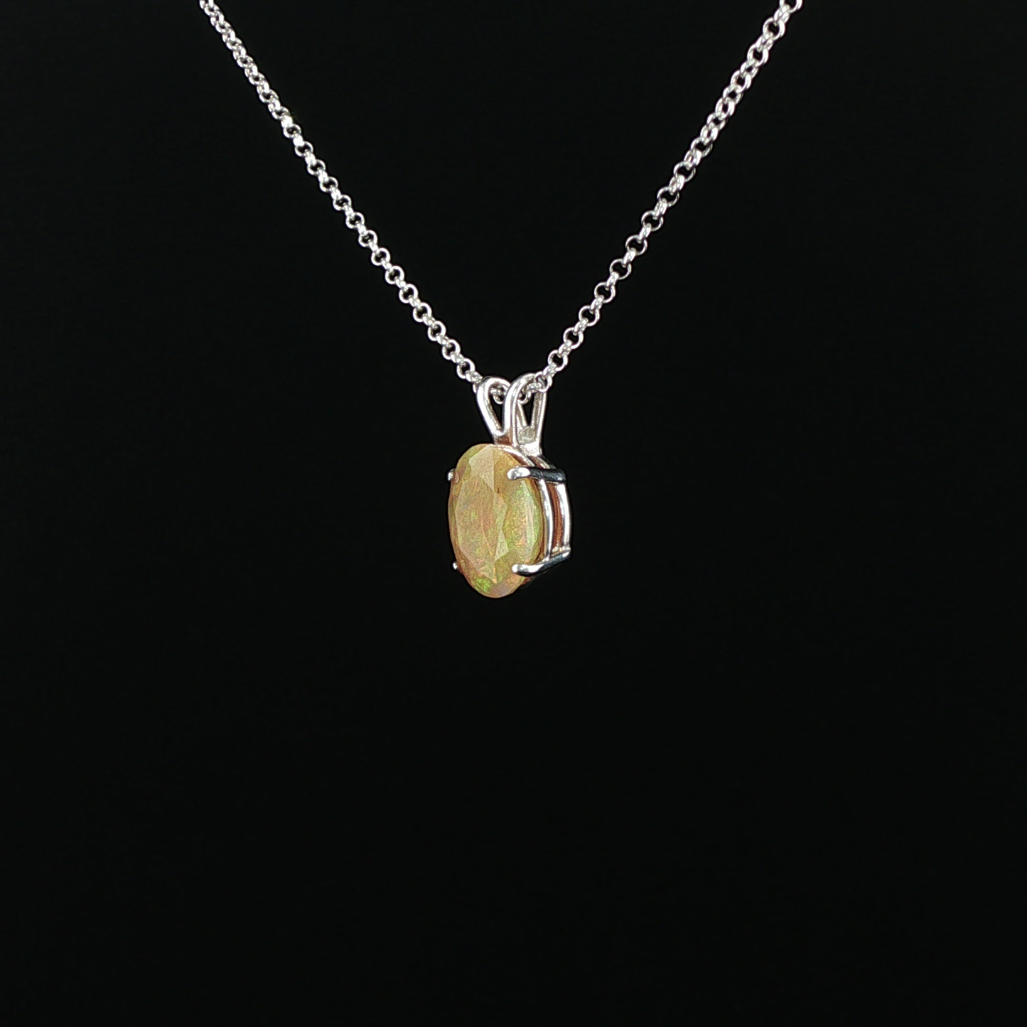 Opal Lucid