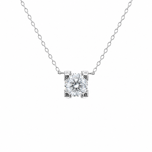 Gorge Moissanite