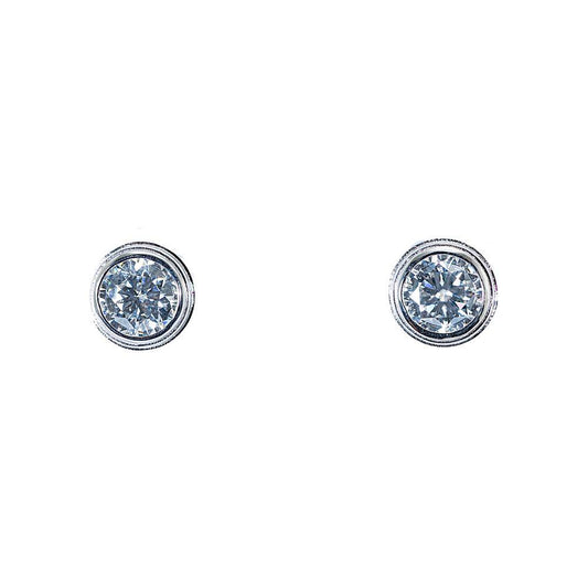 Bezel white Moissanite