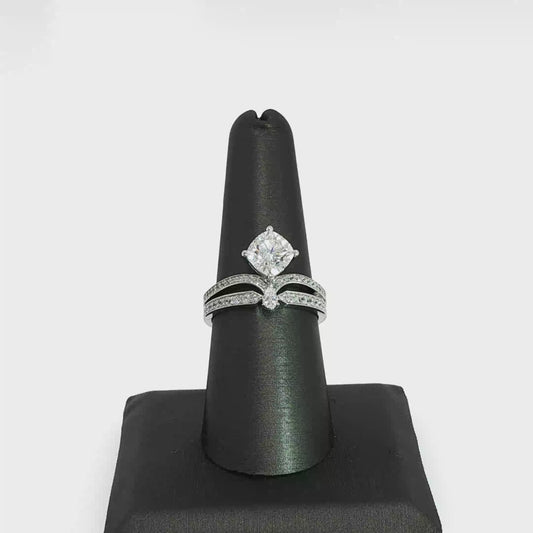 The Moissanite Kite